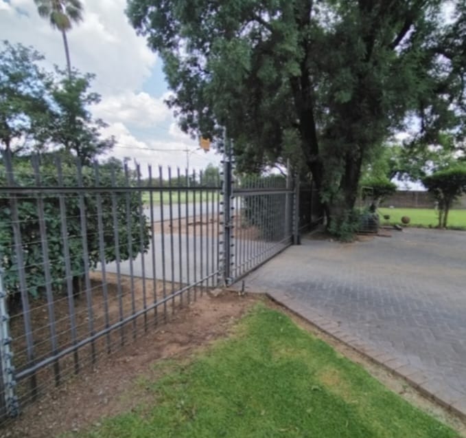 4 Bedroom Property for Sale in Christiana North West